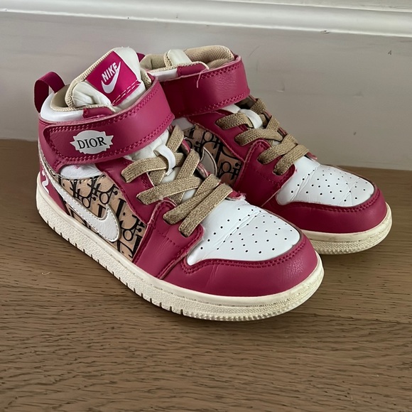 pink jordan 1 dior